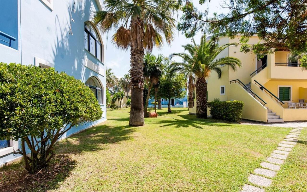 Govino Bay Luxury Beach Loft Apartment Danilia المظهر الخارجي الصورة